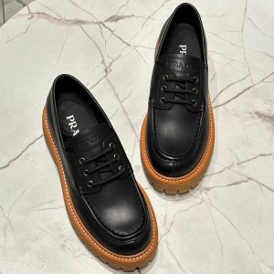 Лоферы Prada