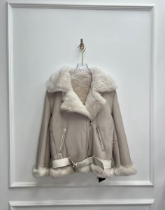 Дубленка Prada