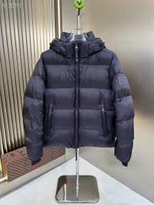 Пуховик Burberry
