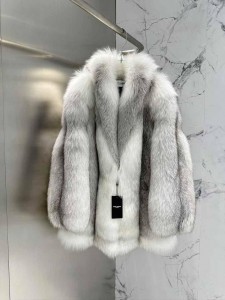 Шуба Saint Laurent