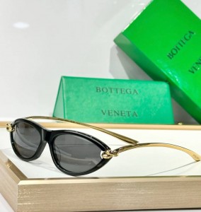 Очки Bottega Veneta