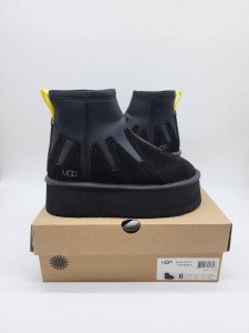 UGG PLATFORM BOOT CHESTNUT