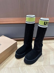 UGG CLASSIC SWEATER LETTER BLACK