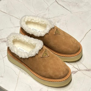 Лоферы на меху Prada