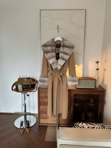 Пальто Fendi