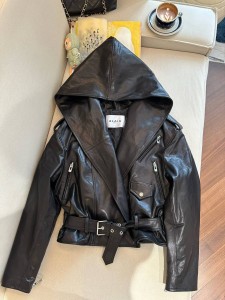 Кожаная куртка Alaia