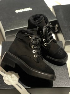 Ботинки на меху Chanel