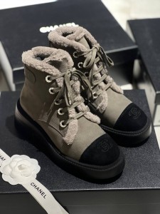 Ботинки на меху Chanel