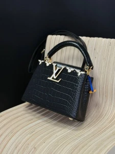 Сумка Louis Vuitton 27 cm