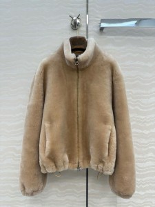 Бомбер из меха овчины Loro Piana