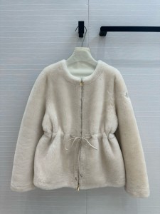 Бомбер Moncler