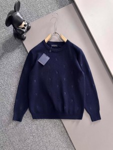 Свитер Louis Vuitton Свитер Louis Vuitton