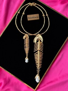 Колье Schiaparelli