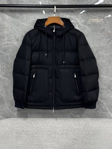 Пуховик Brunello Cucinelli Пуховик Brunello Cucinelli