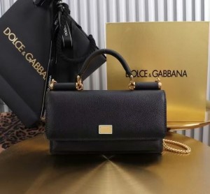 Сумка Dolce&Gabbana 18 cm Сумка Dolce&Gabbana 18 cm