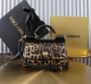 Сумка Dolce&Gabbana 18 cm Сумка Dolce&Gabbana 18 cm
