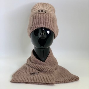 Комплект шапка и шарф Miu Miu Комплект шапка и шарф Miu Miu