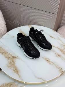 Кроссовки Chanel