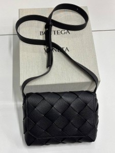 Сумка мессенджер Bottega Veneta