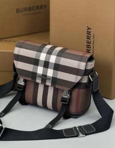 Сумка месседжер Burberry