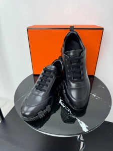 Кроссовки Hermes