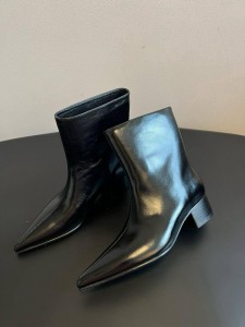 Мини сапоги Khaite