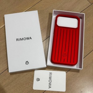 Чехол на 17 Pro Max Rimowa Чехол на 17 Pro Max Rimowa