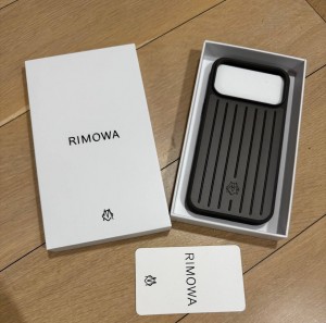 Чехол на 17 Pro Max Rimowa Чехол на 17 Pro Max Rimowa