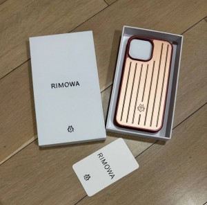 Чехол на 16 Pro Max Rimowa Чехол на 16 Pro Max Rimowa