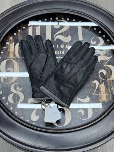 Перчатки Ele ven ty