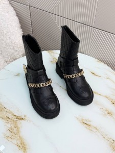 Женские ботинки Chanel черные