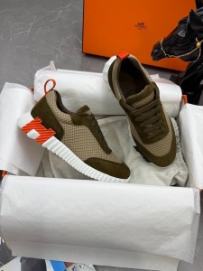 Кроссовки Hermes