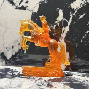 Статуэтка лошадь  Daum рыжая