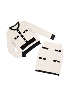 Женский костюм Chanel белый