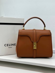 Сумка Small Bag in Natural Calfskin