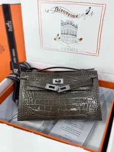 Сумка Hermes Kelly Pochette