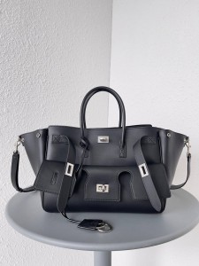 Bel Air Medium Carry All Bag IN Black Balenciaga