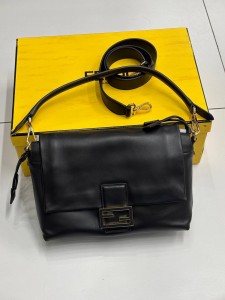 Сумка Fendi