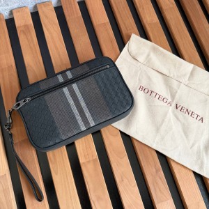 Борсетка Bottega Veneta
