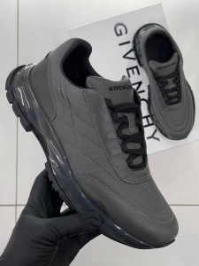 Мужские  кроссовки Givenchy черные