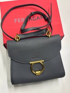 Сумка Salvatore Ferragamo