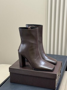 Ботильоны Alaia