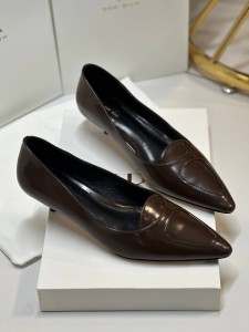 Женские туфли The Row коричневые