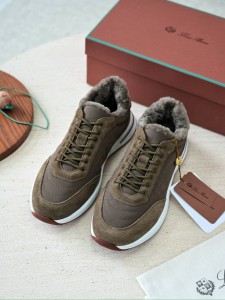 Мужские  кроссовки на меху Loro Piana хаки