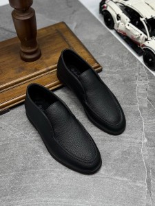 Мужские лоферы с мехом Loro Piana