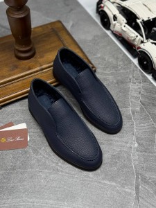 Мужские лоферы с мехом Loro Piana