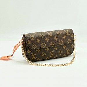 Женская сумка Louis Vuitton