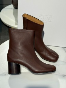 Женскиеё ботильоны Maison Margiela бордовые