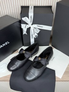 Женские балетки Chanel черные