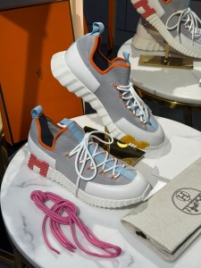 Женские кроссовки Hermes